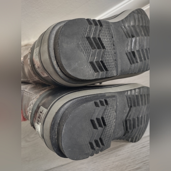 Sorel Joan Of Arctic Youth Waterproof Winter Boots In Size 2 - Picture 5 of 8